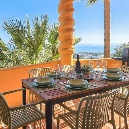 3 Bedroom Gorgeous Apartment In Calahonda Sitio de Calahonda Ngoại thất bức ảnh