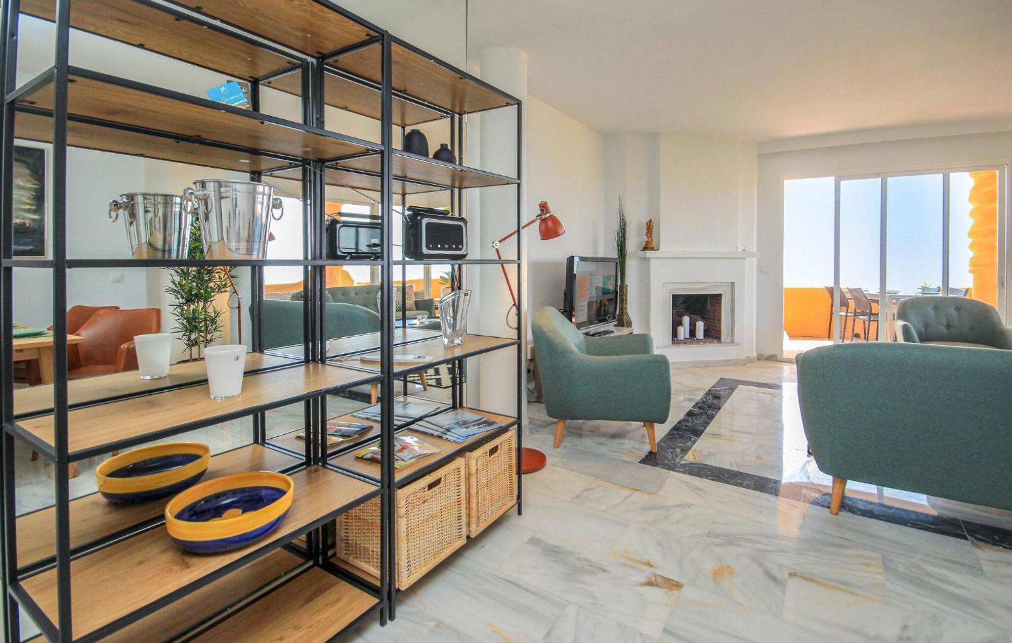 3 Bedroom Gorgeous Apartment In Calahonda Sitio de Calahonda Ngoại thất bức ảnh