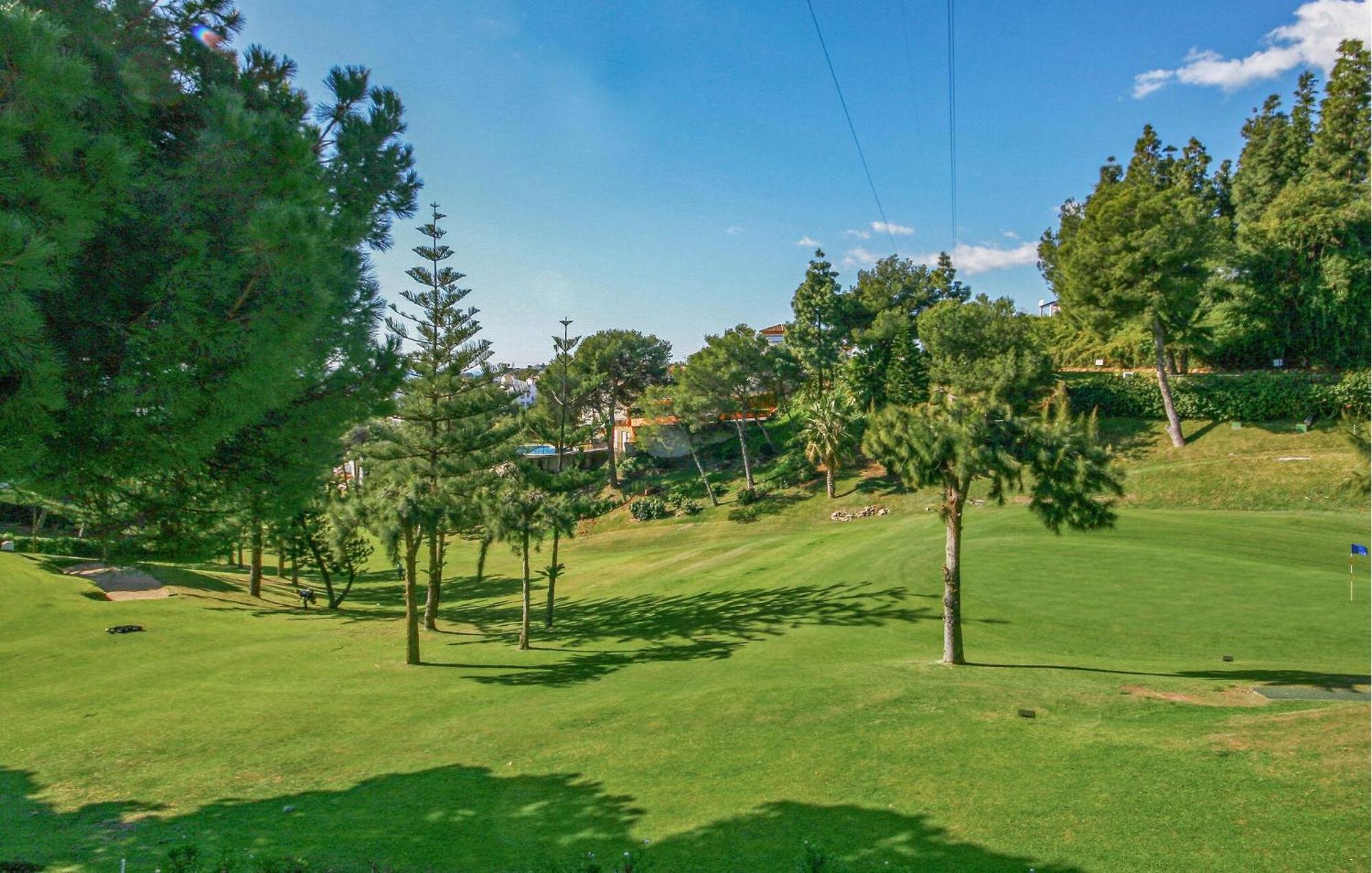 3 Bedroom Gorgeous Apartment In Calahonda Sitio de Calahonda Ngoại thất bức ảnh