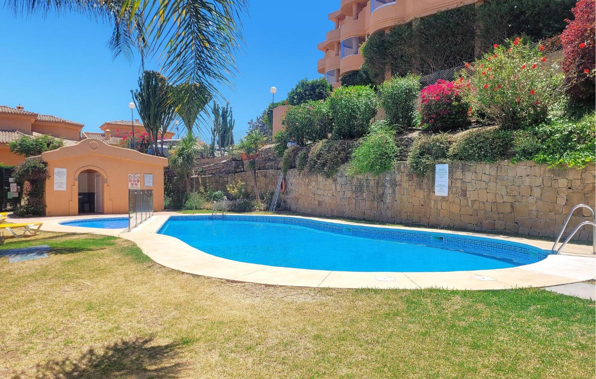 3 Bedroom Gorgeous Apartment In Calahonda Sitio de Calahonda Ngoại thất bức ảnh