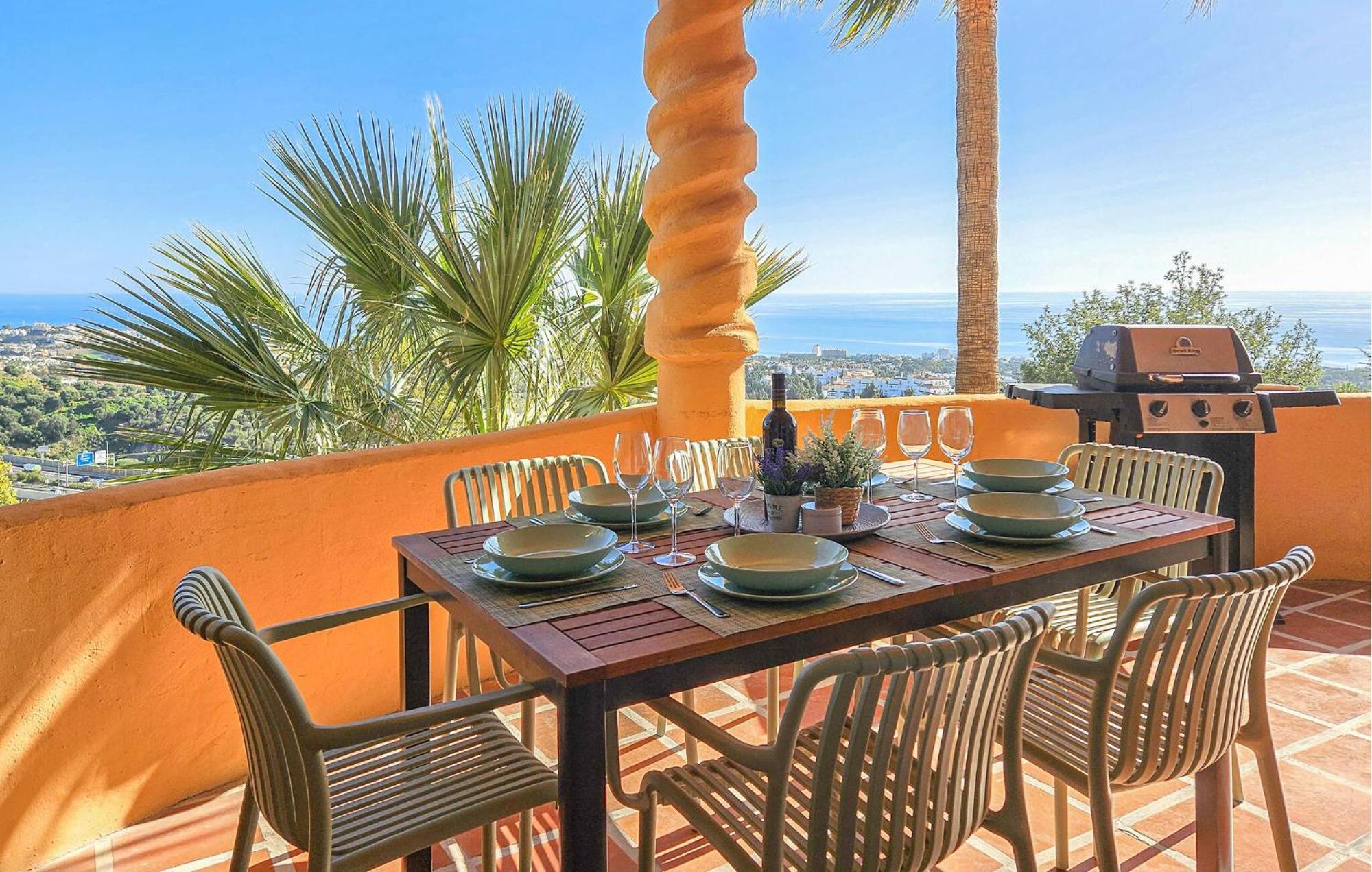 3 Bedroom Gorgeous Apartment In Calahonda Sitio de Calahonda Ngoại thất bức ảnh