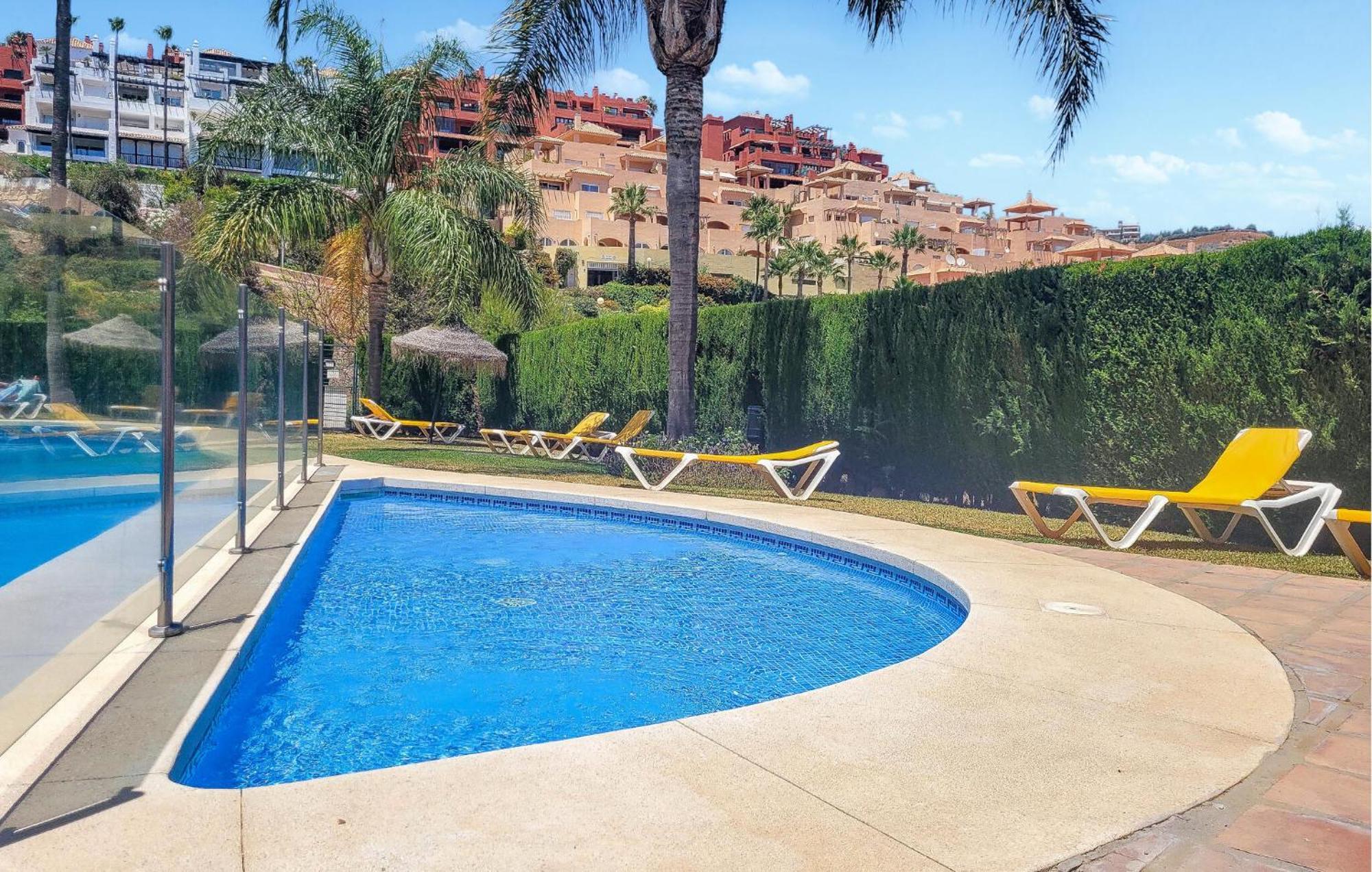 3 Bedroom Gorgeous Apartment In Calahonda Sitio de Calahonda Ngoại thất bức ảnh
